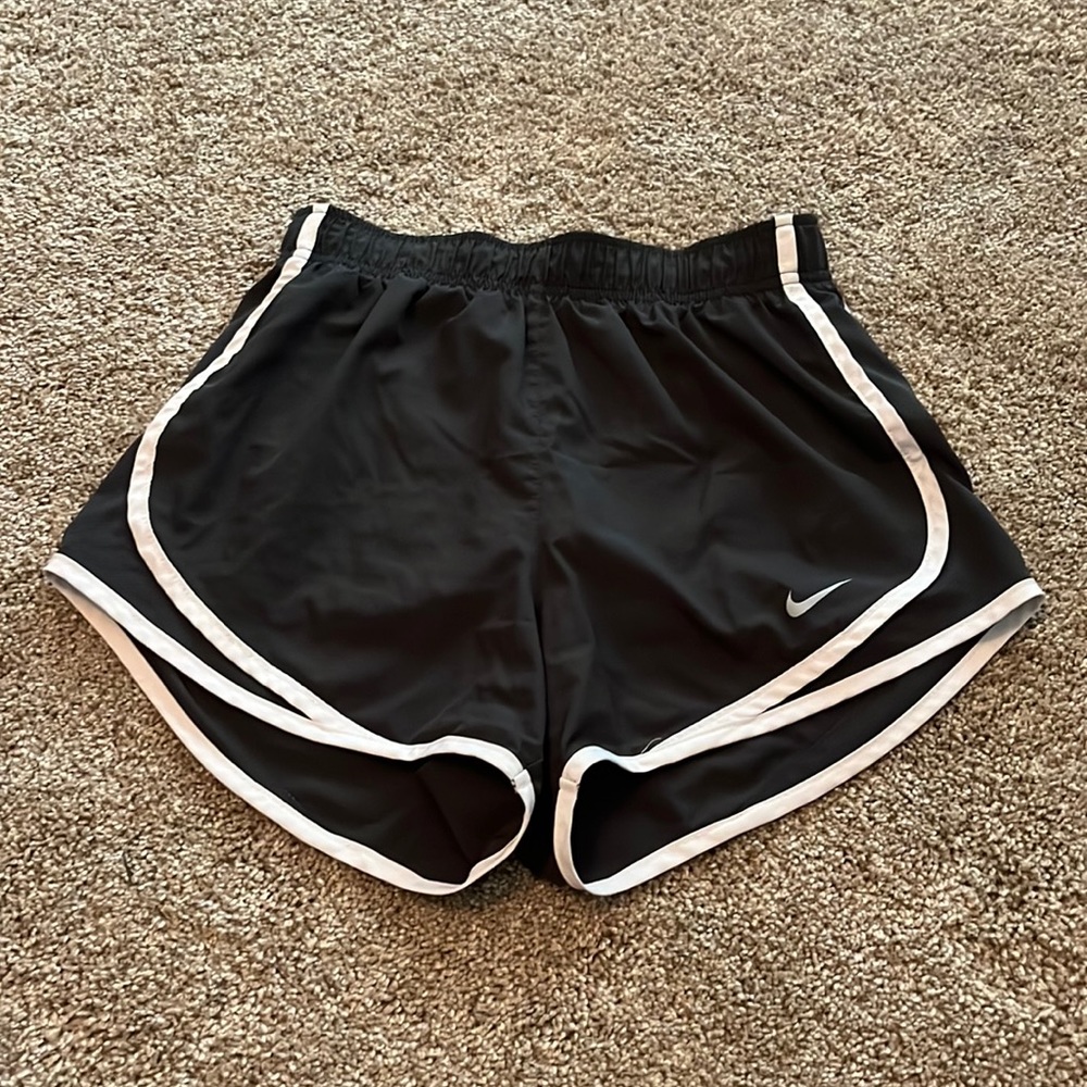 USED Nike DRI-FIT Shorts, Women XS